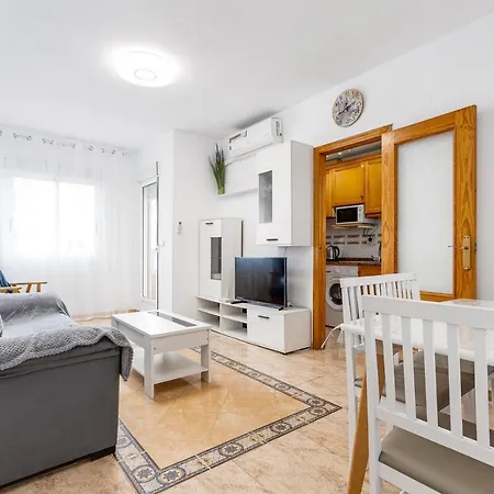 Сomfortable Apartament Caballero De Rodas Torrevieja Zewnętrze zdjęcie