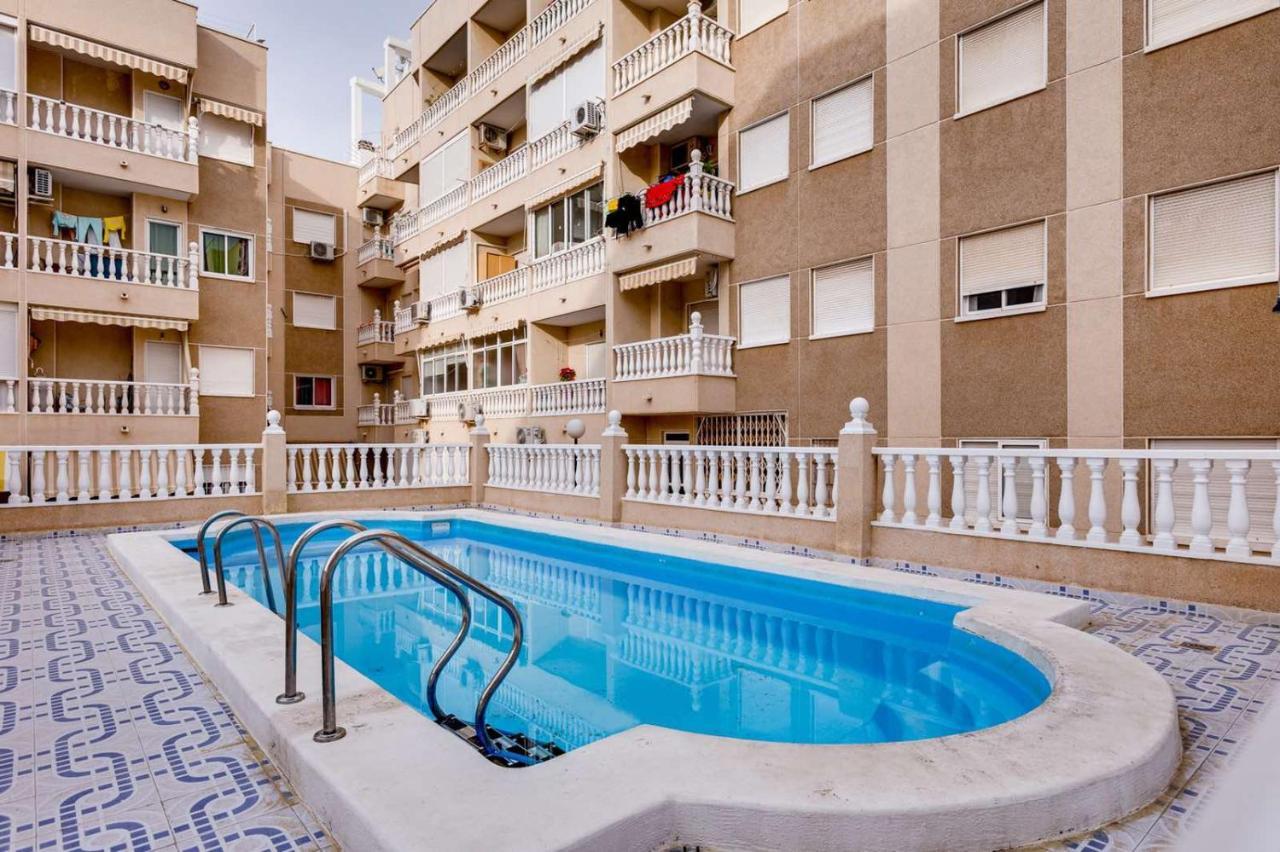 сomfortable Caballero De Rodas Apartamento Torrevieja